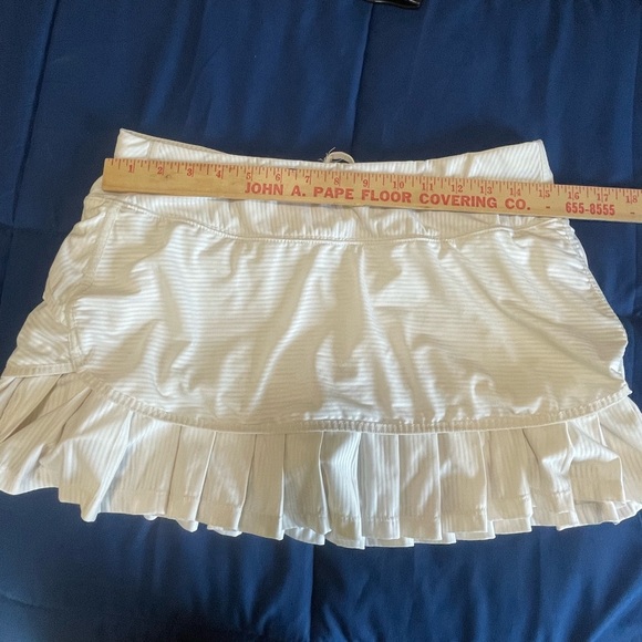 Athleta Skort Womens Medium Gray Striped Good Match Skort Pleated Ruffle Tennis - Picture 6 of 13